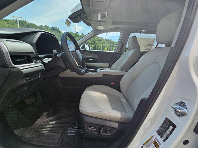new 2025 Toyota Grand Highlander car, priced at $51,007
