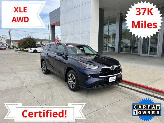 used 2021 Toyota Highlander car, priced at $39,990