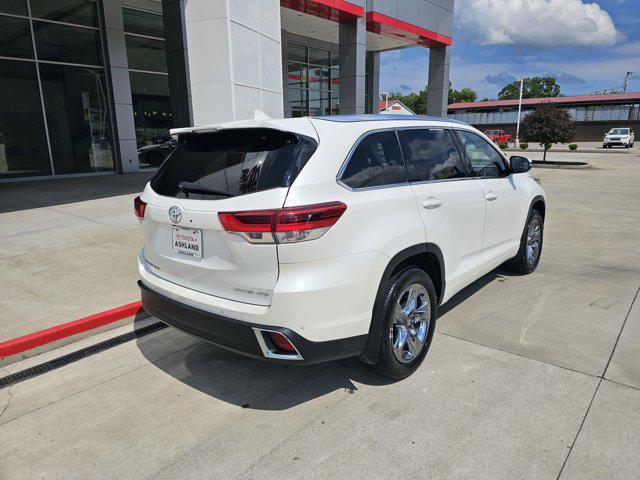 used 2018 Toyota Highlander car, priced at $32,620