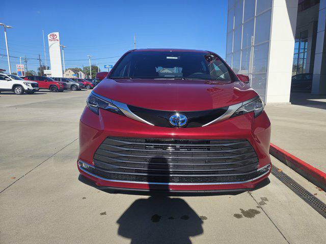 new 2025 Toyota Sienna car, priced at $63,202