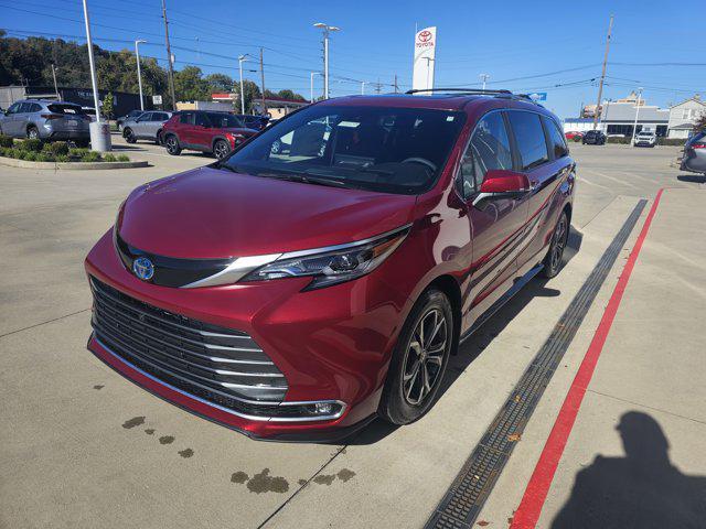 new 2025 Toyota Sienna car, priced at $63,202