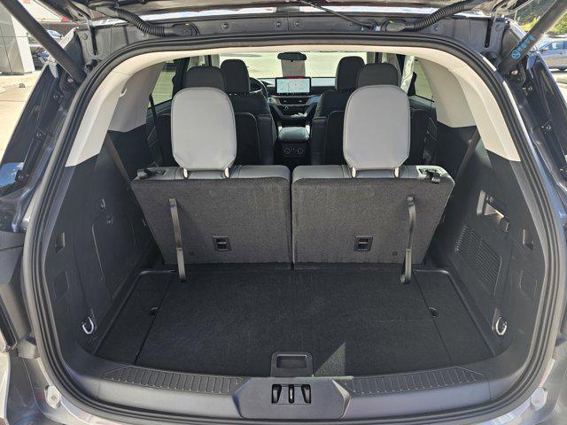 used 2025 Ford Explorer car, priced at $39,990