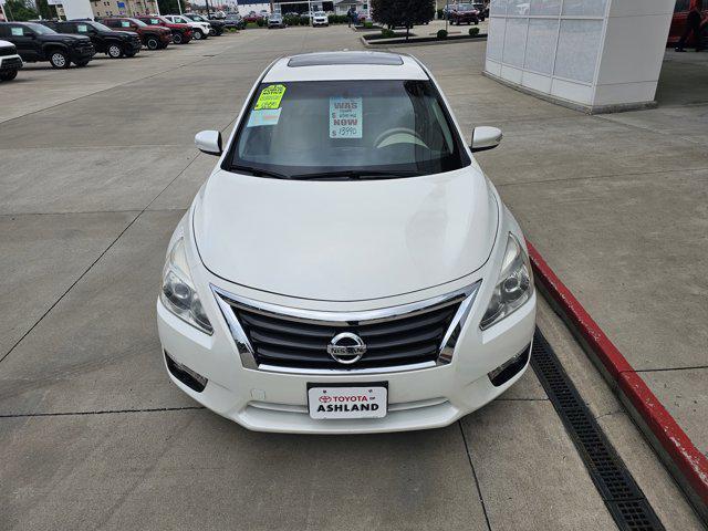 used 2013 Nissan Altima car, priced at $13,990