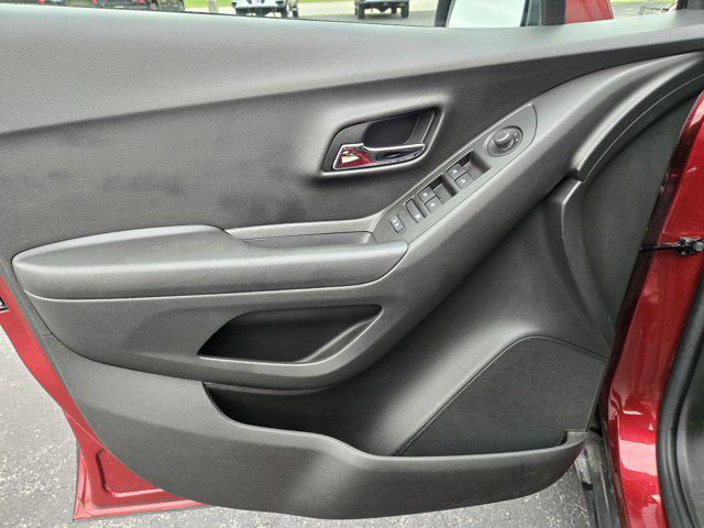 used 2021 Chevrolet Trax car, priced at $16,900