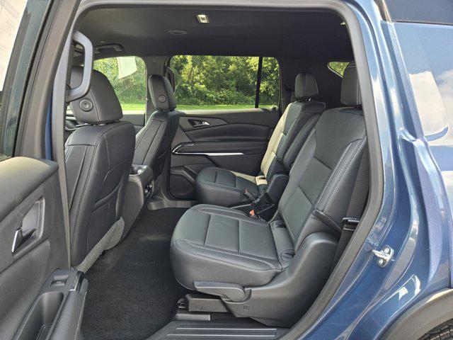 new 2026 Chevrolet Traverse car, priced at $47,980