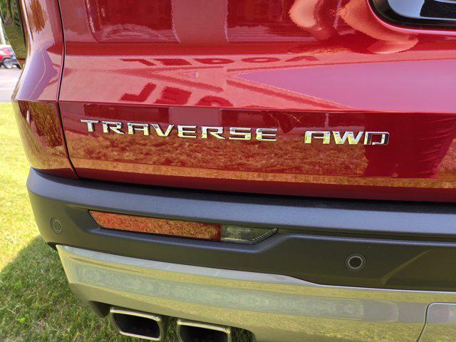 new 2025 Chevrolet Traverse car, priced at $45,555
