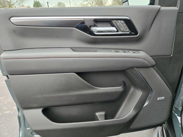 new 2025 Chevrolet Tahoe car, priced at $76,305