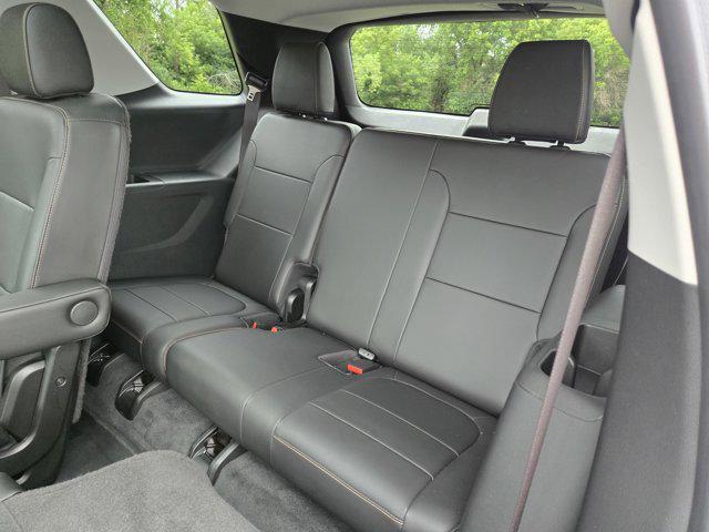 used 2021 Chevrolet Traverse car, priced at $34,900