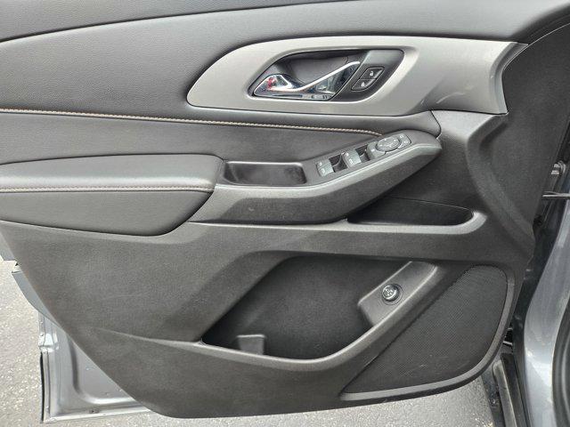 used 2020 Chevrolet Traverse car, priced at $24,900