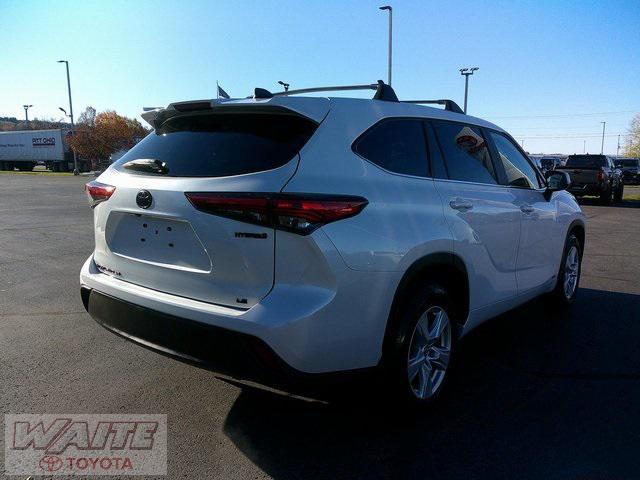 used 2023 Toyota Highlander Hybrid car, priced at $36,800