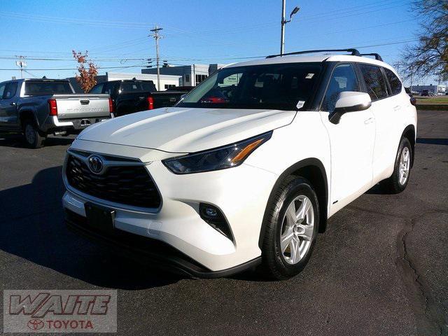 used 2023 Toyota Highlander Hybrid car, priced at $36,800