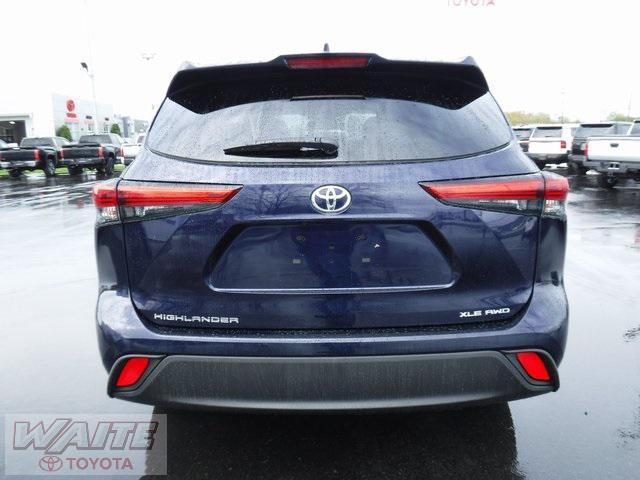 used 2022 Toyota Highlander car, priced at $38,800