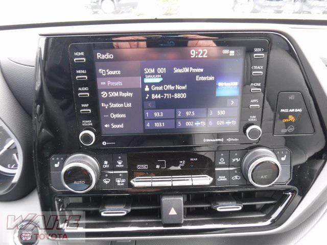 used 2022 Toyota Highlander car, priced at $38,800