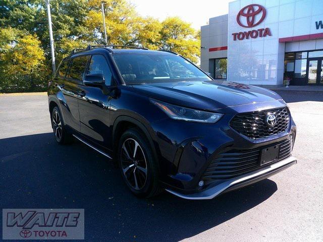 used 2022 Toyota Highlander car