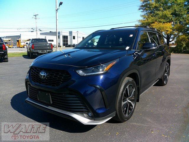 used 2022 Toyota Highlander car