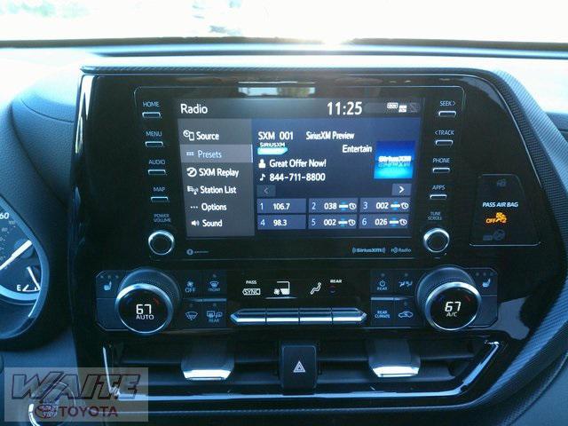 used 2022 Toyota Highlander car
