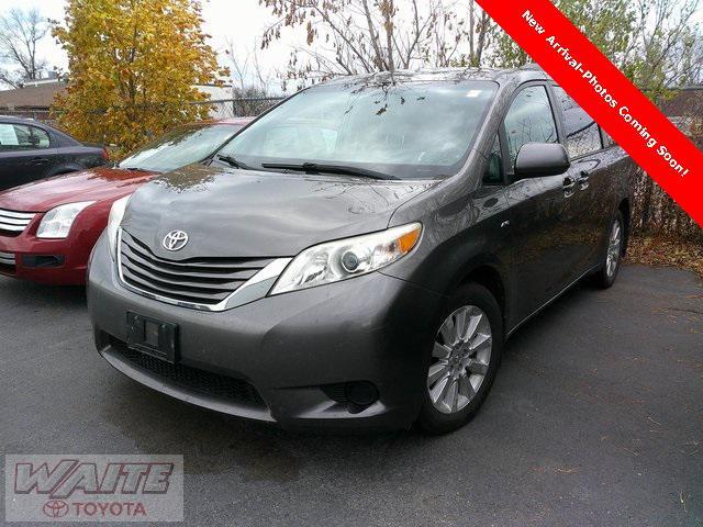 used 2016 Toyota Sienna car