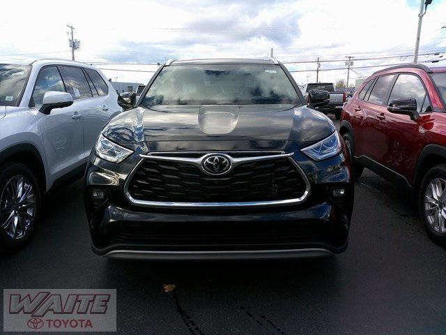 new 2026 Toyota Highlander car, priced at $56,502