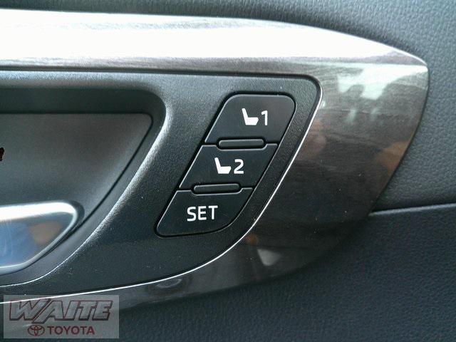 new 2026 Toyota Highlander car, priced at $56,502