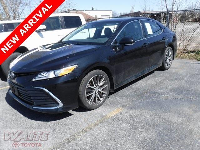 used 2022 Toyota Camry Hybrid car, priced at $28,500