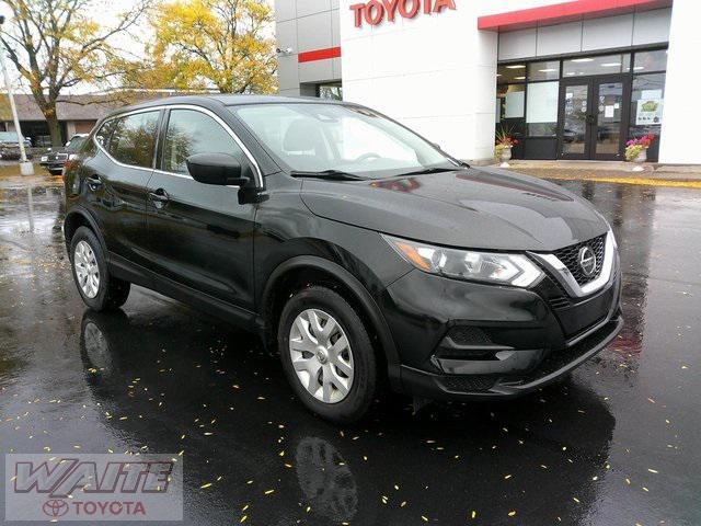 used 2020 Nissan Rogue Sport car, priced at $13,800
