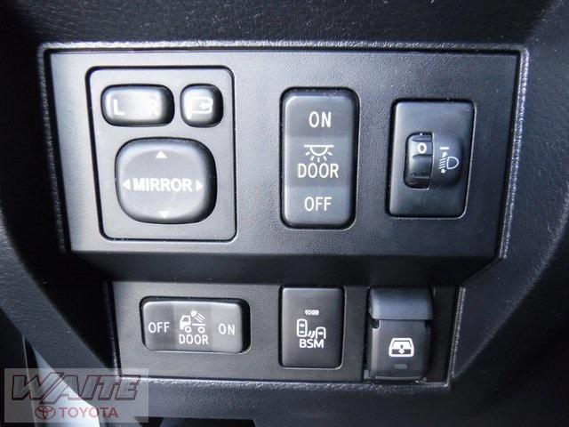 used 2017 Toyota Tundra car