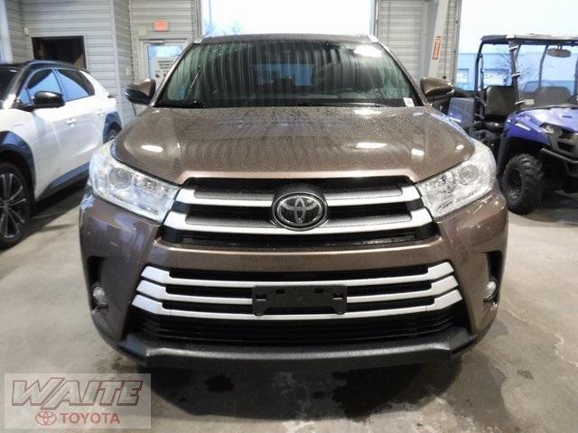 used 2017 Toyota Highlander car, priced at $23,800