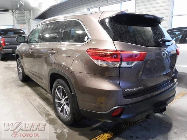 used 2017 Toyota Highlander car, priced at $23,800