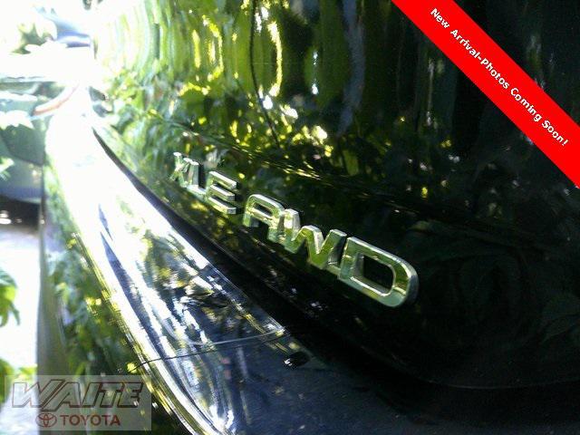 used 2023 Toyota Highlander car, priced at $39,900