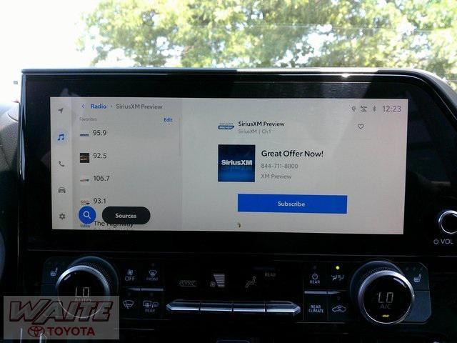 used 2023 Toyota Highlander car, priced at $39,900