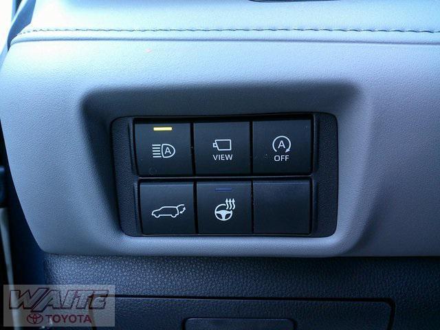 used 2023 Toyota Highlander car, priced at $44,500