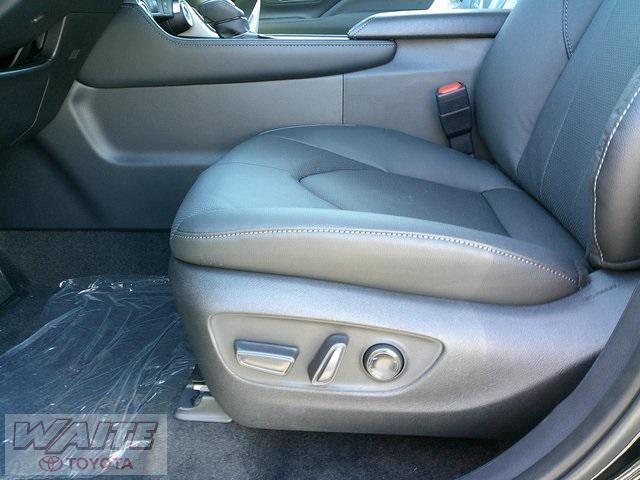 new 2025 Toyota Grand Highlander car, priced at $60,421
