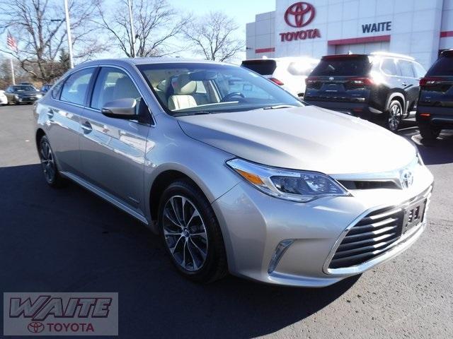 used 2016 Toyota Avalon Hybrid car, priced at $18,900