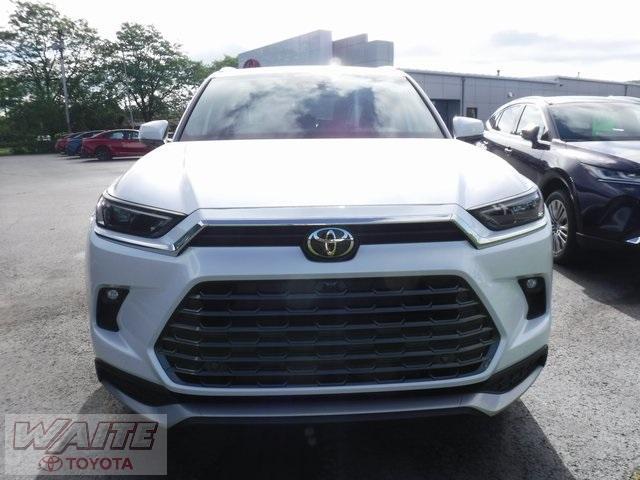 new 2024 Toyota Grand Highlander Hybrid car, priced at $58,062