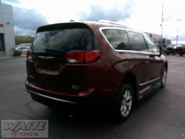 used 2017 Chrysler Pacifica car, priced at $21,800