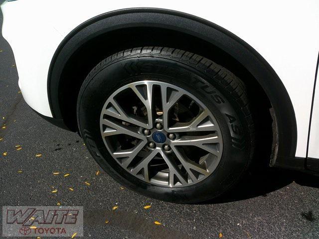 used 2022 Ford Escape car, priced at $23,900