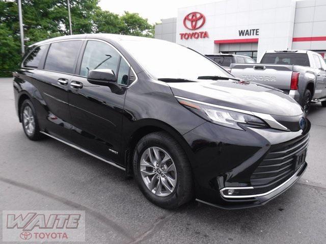 used 2021 Toyota Sienna car