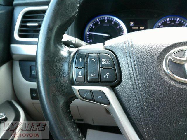 used 2018 Toyota Highlander car, priced at $21,800