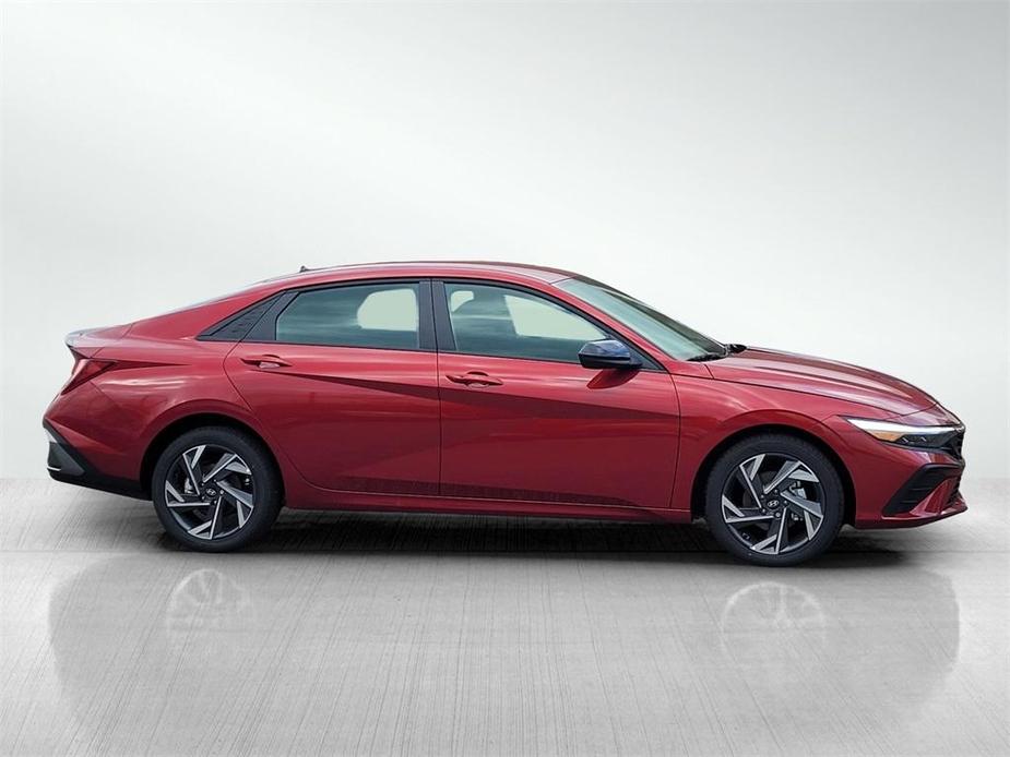 new 2025 Hyundai Elantra car, priced at $23,432