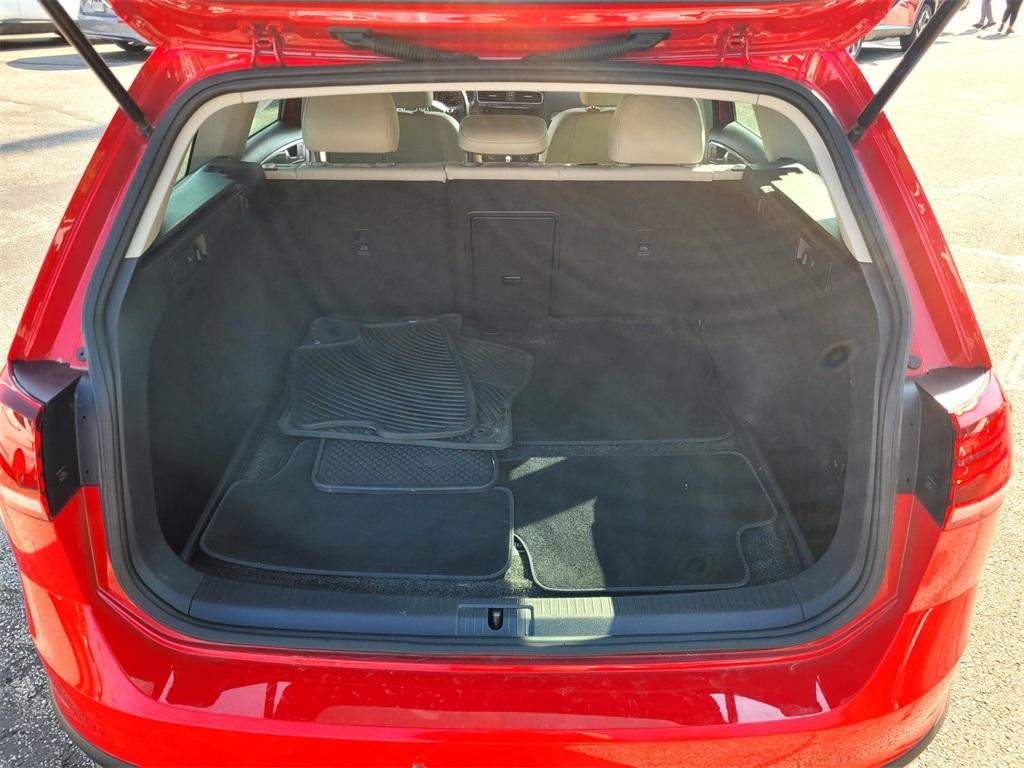 used 2019 Volkswagen Golf Alltrack car, priced at $20,572