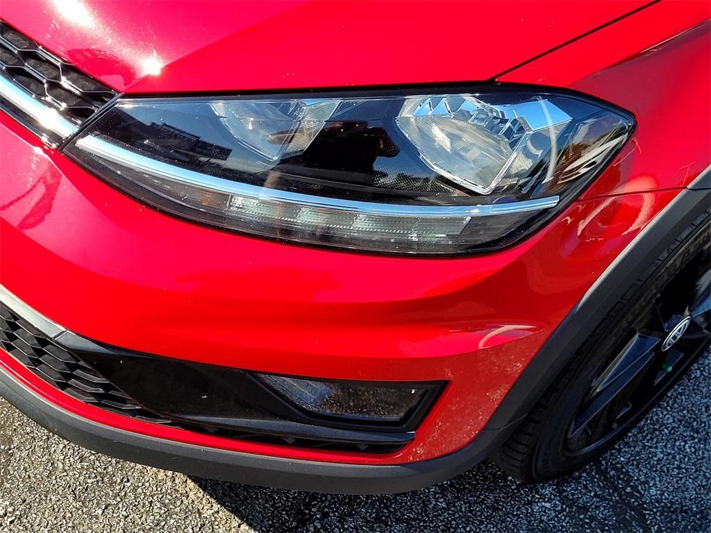 used 2019 Volkswagen Golf Alltrack car, priced at $20,572
