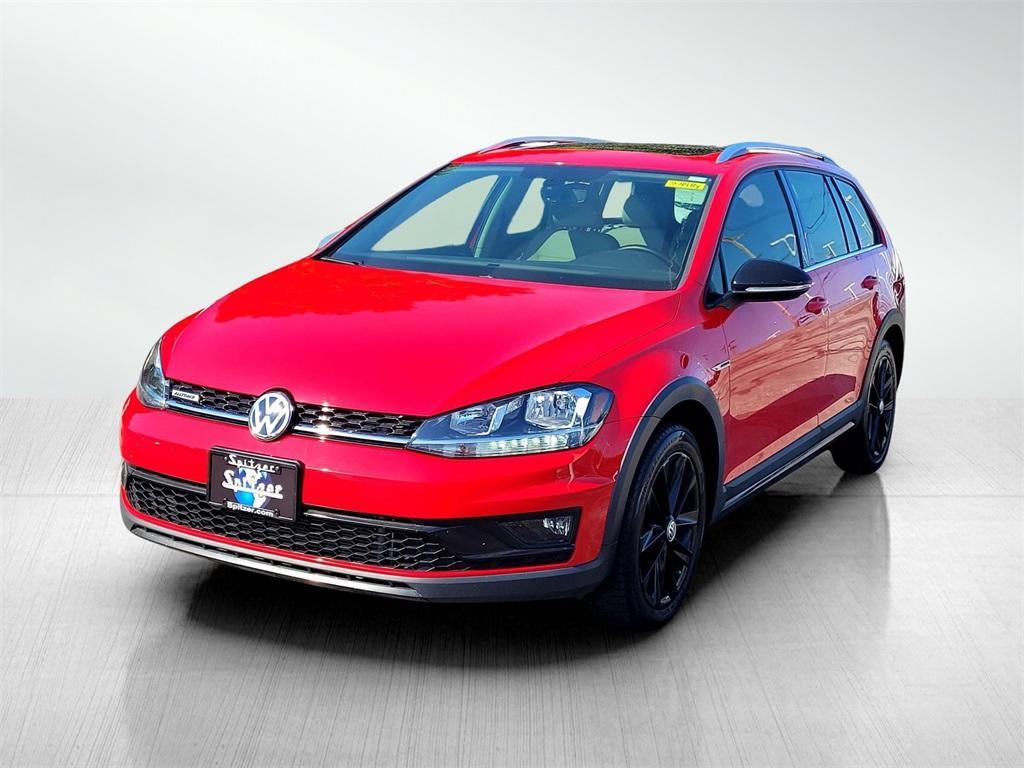 used 2019 Volkswagen Golf Alltrack car, priced at $20,572