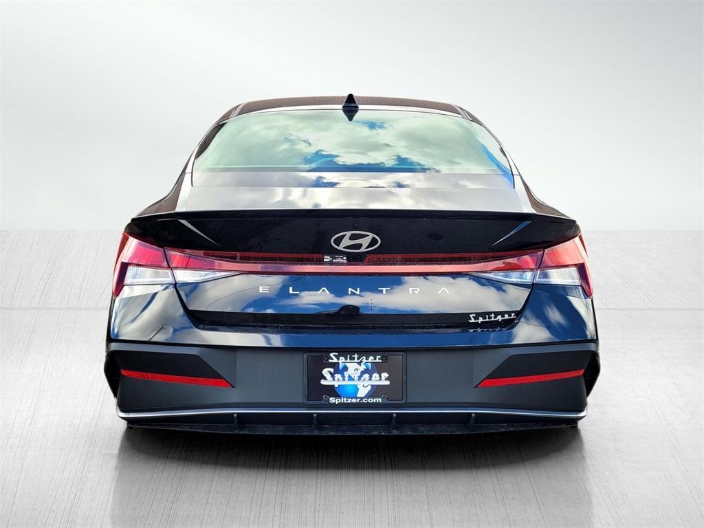 new 2025 Hyundai Elantra car, priced at $22,852
