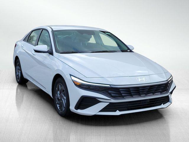 new 2025 Hyundai ELANTRA HEV car, priced at $23,878