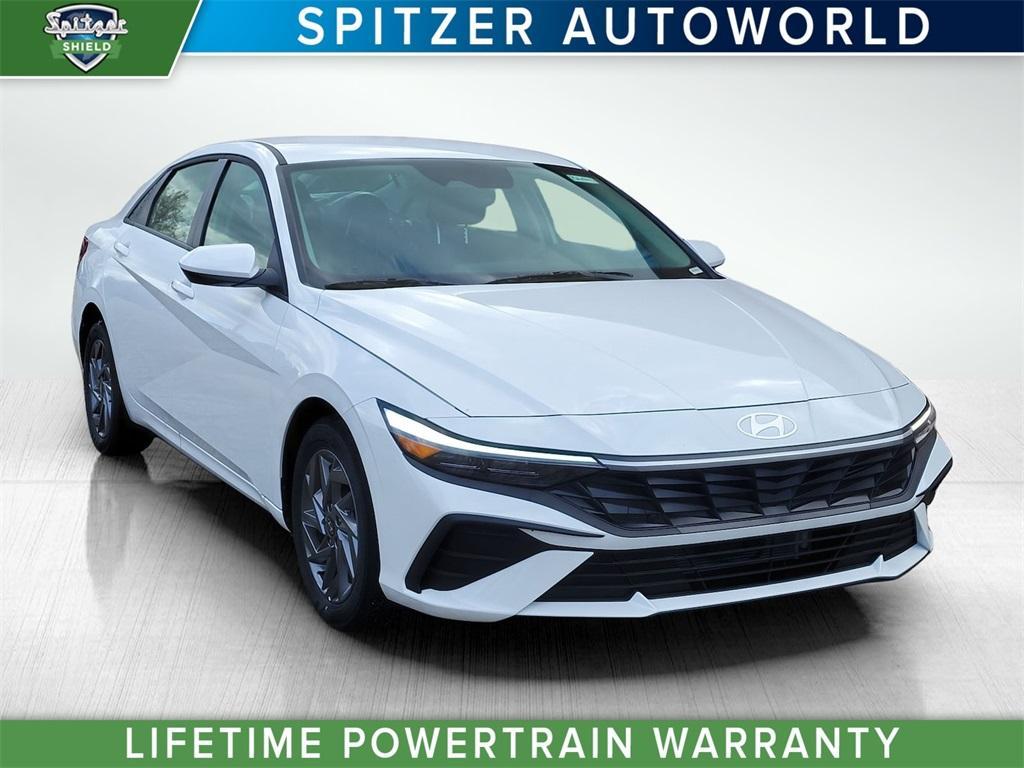 new 2025 Hyundai ELANTRA HEV car, priced at $23,878