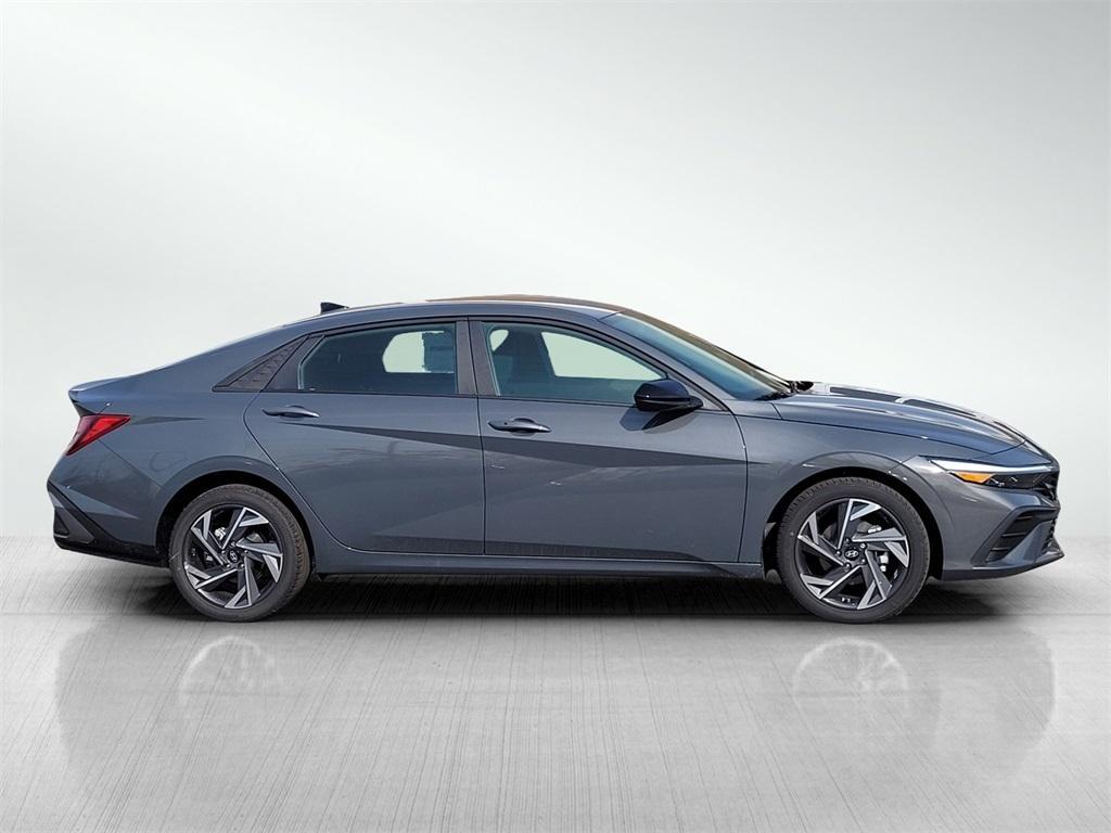 new 2025 Hyundai Elantra car, priced at $22,710