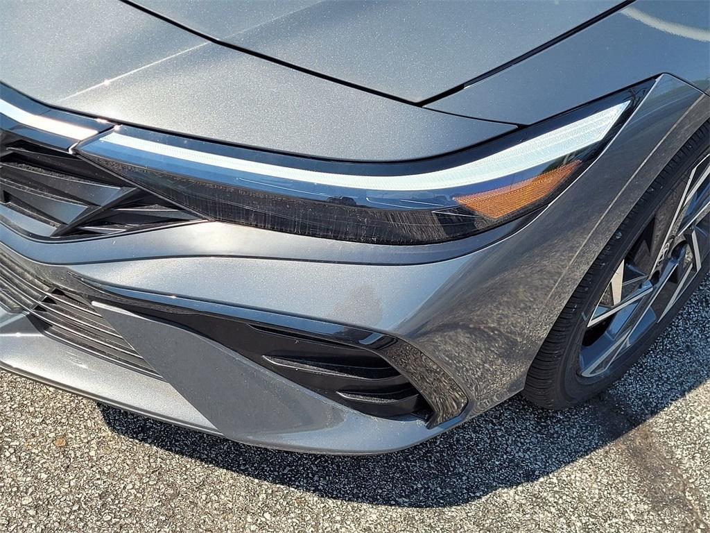 new 2025 Hyundai Elantra car, priced at $25,232