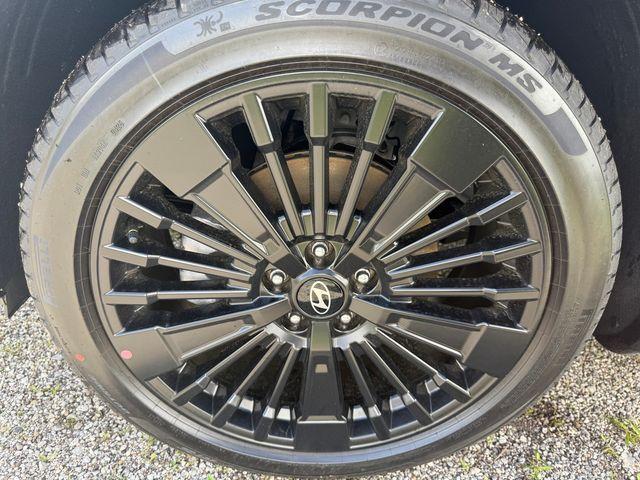 new 2025 Hyundai SANTA FE HEV car, priced at $50,000