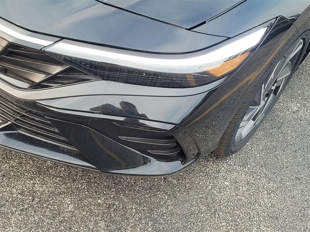new 2025 Hyundai ELANTRA HEV car, priced at $29,335