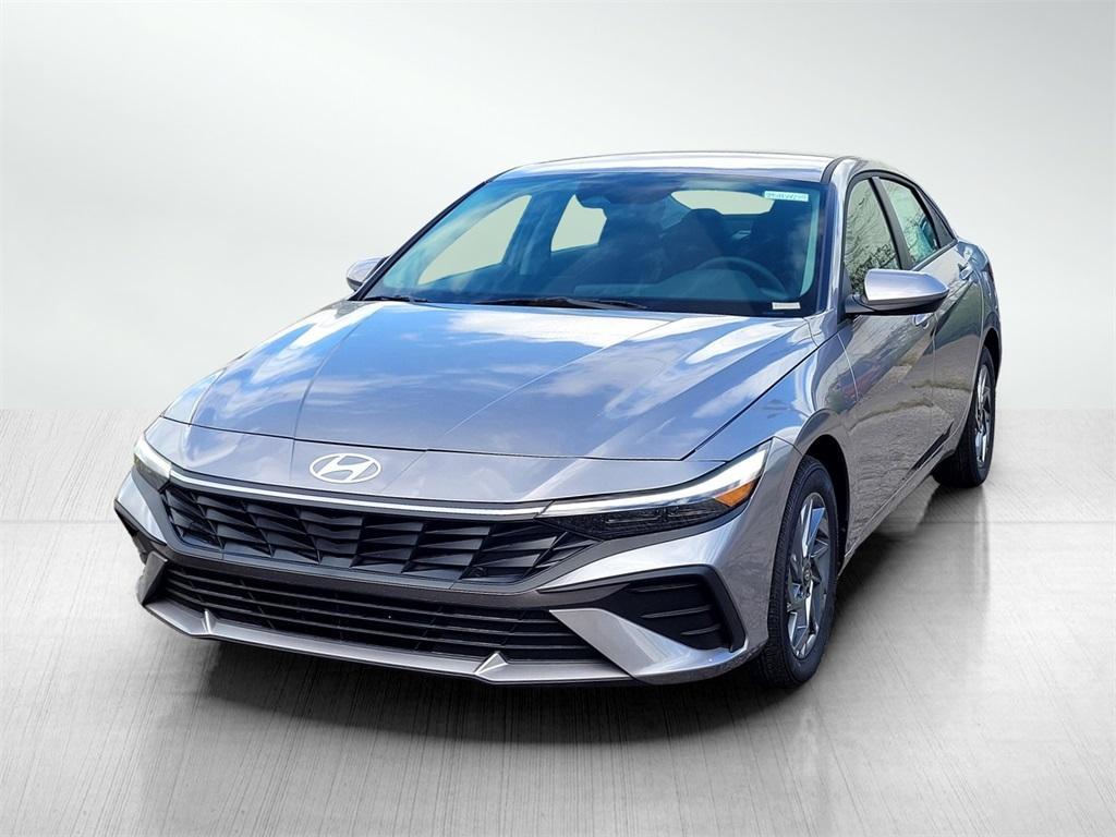new 2025 Hyundai ELANTRA HEV car, priced at $23,139